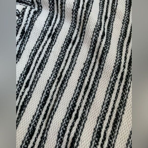 Storia Cropped Top - Picture 2 of 6